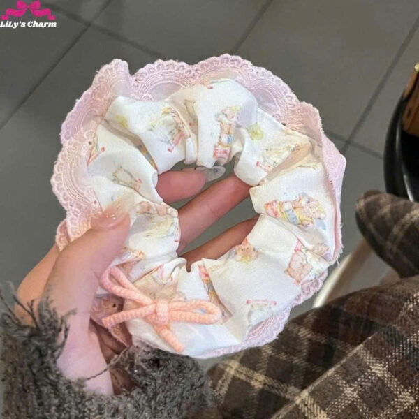 Dây Scrunchies màu hồng, trắng đính kèm nơ dễ thương - Hình ảnh 4