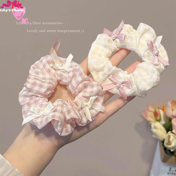 Dây Scrunchies màu hồng, trắng đính kèm nơ dễ thương - Hình ảnh 2